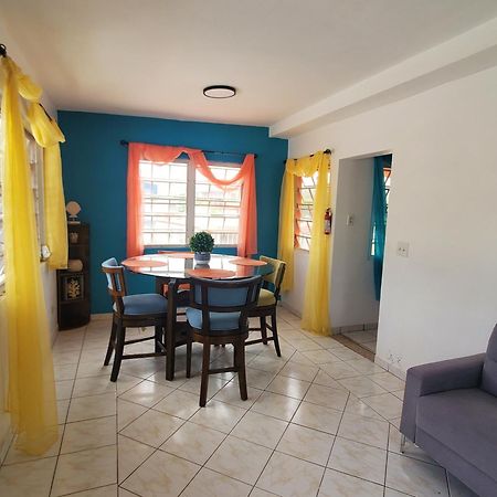 Cozy Cute Home 2Nd Floor Pay At The Property And We Have Many Method Of Payments Just Ask Us Fajardo Quarto foto
