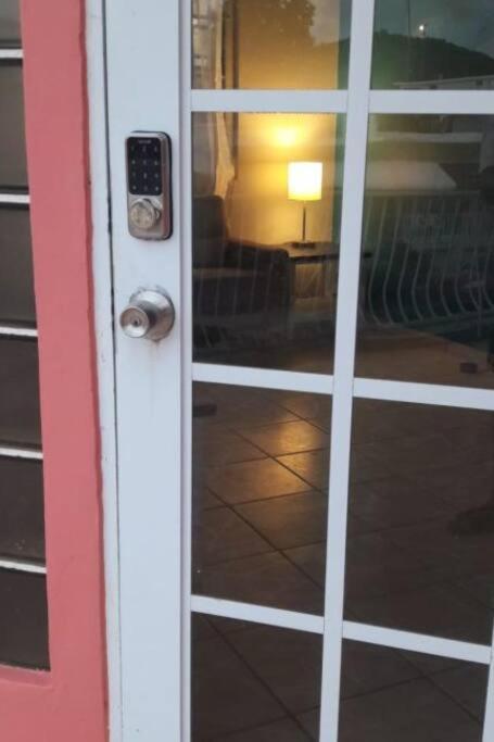 Cozy Cute Home 2Nd Floor Pay At The Property And We Have Many Method Of Payments Just Ask Us Fajardo Exterior foto
