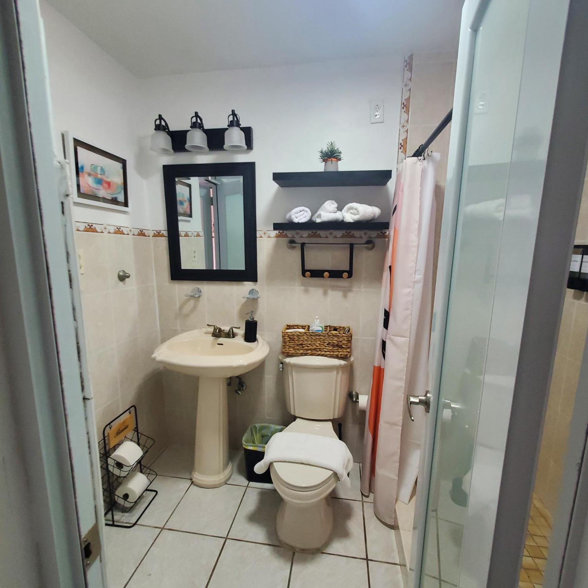 Cozy Cute Home 2Nd Floor Pay At The Property And We Have Many Method Of Payments Just Ask Us Fajardo Quarto foto